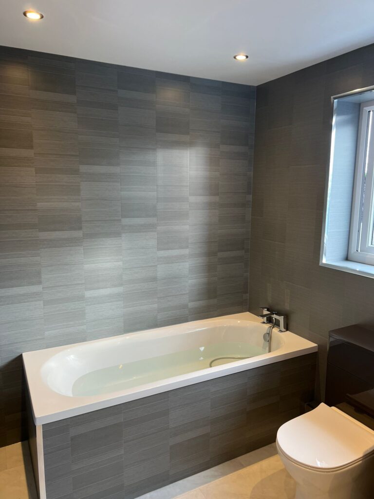 Single Ended Round Bath